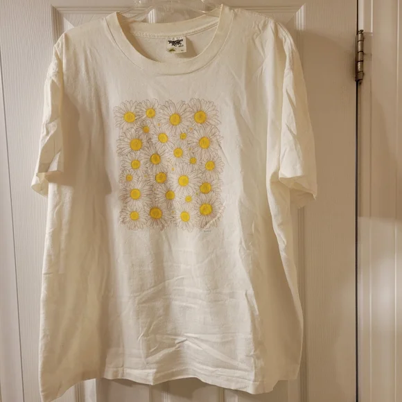 Tennessee River Gold Daisy T-Shirt ~Retro ~Y2K ~ GUC ~ Wmn XL ~ USA 100% Cotton - Picture 11 of 16